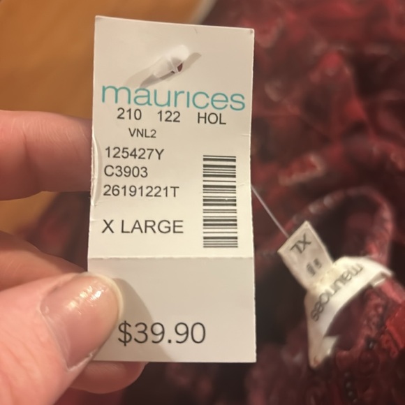 Maurice’s red and paisley print long sleeve dress. Tie back and ruffles top - Picture 9 of 9